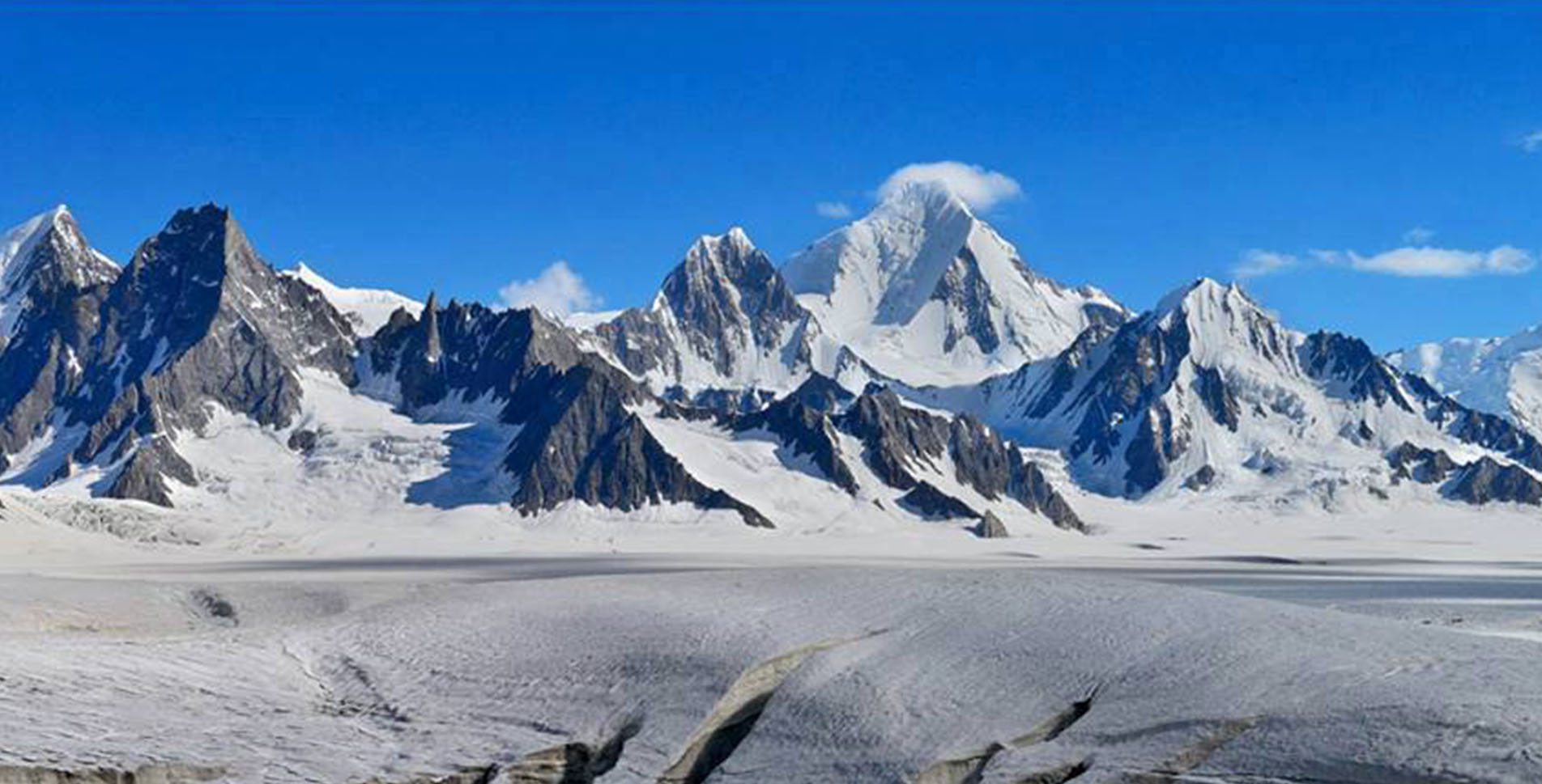 image of Snow Lake Trek